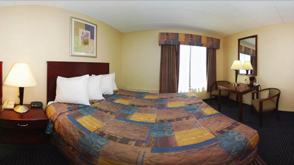 Quality Inn Near Princeton Lawrence Екстериор снимка
