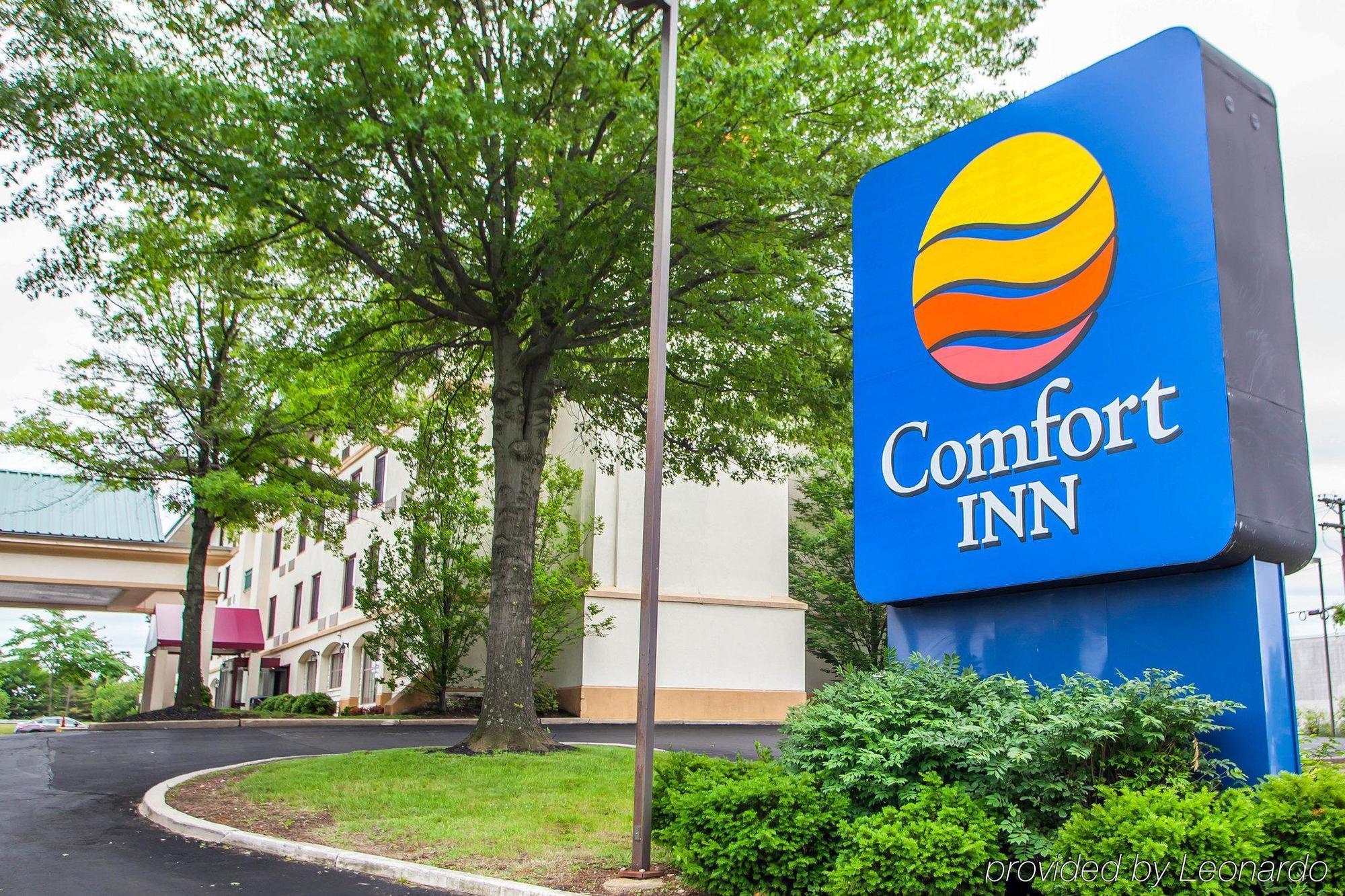 Quality Inn Near Princeton Lawrence Екстериор снимка