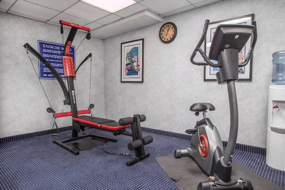 Quality Inn Near Princeton Lawrence Екстериор снимка